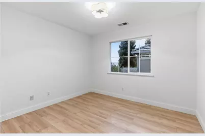 34298 Torrey Pine Ln, Union City, CA 94587 - Photo 29