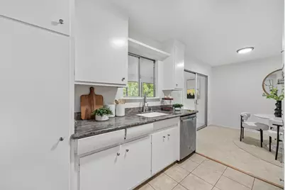 1369 Phelps Ave 9, San Jose, CA 95117 - Photo 9