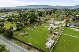 10500 Travis Ct, Gilroy, CA 95020 - Photo 63