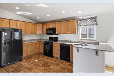 347 Carmel Ave 15, Marina, CA 93933 - Photo 9