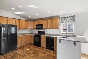 347 Carmel Ave 15, Marina, CA 93933 - Photo 9