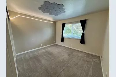 5512 Spinnaker Dr 4, San Jose, CA 95123 - Photo 11