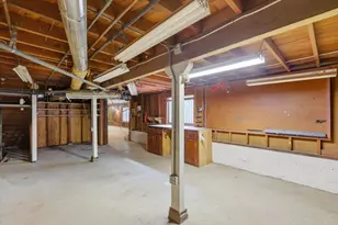 13910 Ravenwood Dr, Saratoga, CA 95070 - Photo 55