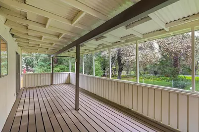 13910 Ravenwood Dr, Saratoga, CA 95070 - Photo 35