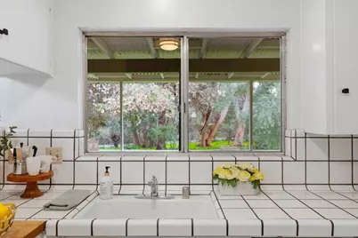 13910 Ravenwood Dr, Saratoga, CA 95070 - Photo 13