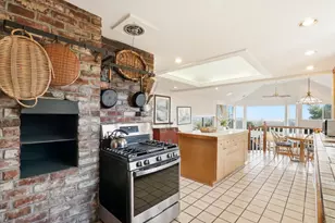 11 S Palomar Dr, Redwood City, CA 94062 - Photo 19