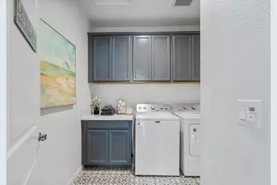 20 Hospital Rd, Hollister, CA 95023 - Photo 23