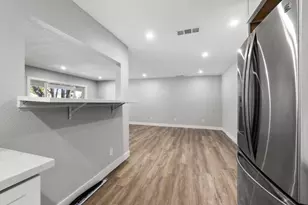 212 E Longview Ave, Stockton, CA 95207 - Photo 25