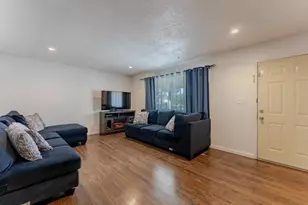 434 Mignot Ln, San Jose, CA 95111 - Photo 5