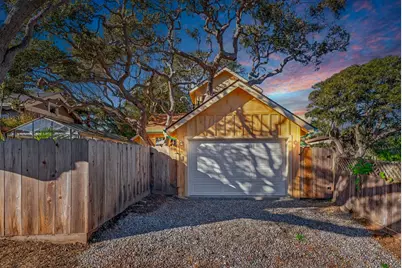 421 Eardley Ave, Pacific Grove, CA 93950 - Photo 49