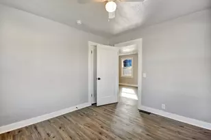 367 College St, Hollister, CA 95023 - Photo 21