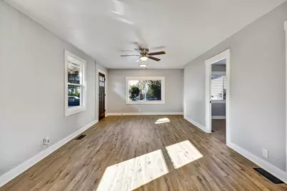 367 College St, Hollister, CA 95023 - Photo 15