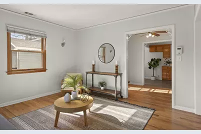 1035 Newhall St, San Jose, CA 95126 - Photo 5