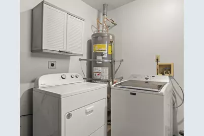 1035 Newhall St, San Jose, CA 95126 - Photo 23