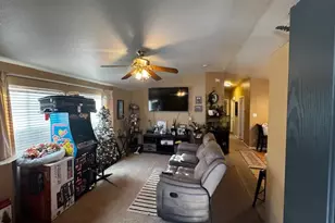 2900 Fairview Rd 4, Hollister, CA 95023 - Photo 9