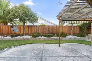 2260 Pinnacle Ct, Hollister, CA 95023 - Photo 35