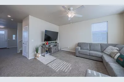 670 Bikle Dr, King City, CA 93930 - Photo 13