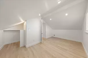 272 Clay St, Monterey, CA 93940 - Photo 35