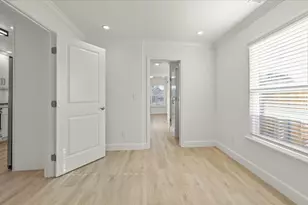 272 Clay St, Monterey, CA 93940 - Photo 25