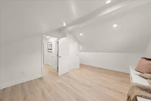 272 Clay St, Monterey, CA 93940 - Photo 31