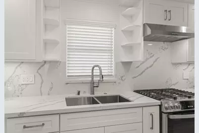 272 Clay St, Monterey, CA 93940 - Photo 17