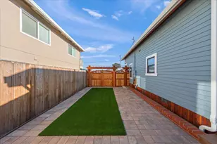 272 Clay St, Monterey, CA 93940 - Photo 39