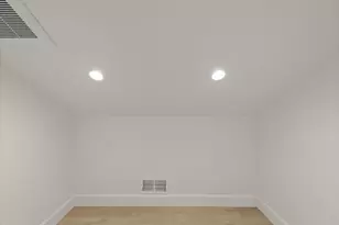 272 Clay St, Monterey, CA 93940 - Photo 33