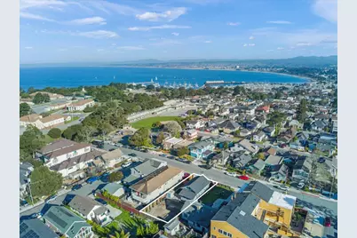 272 Clay St, Monterey, CA 93940 - Photo 43