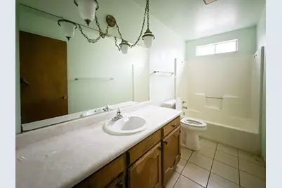 1465 W Tuolumne Rd, Turlock, CA 95382 - Photo 13