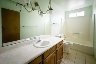 1465 W Tuolumne Rd, Turlock, CA 95382 - Photo 13