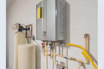 19130 Fallingwater Ln, Marina, CA 93933 - Photo 33