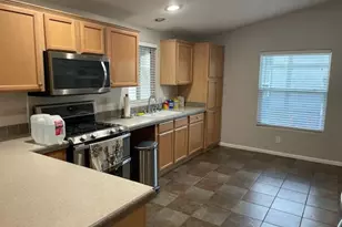 20 Russell Rd 64, Salinas, CA 93906 - Photo 7