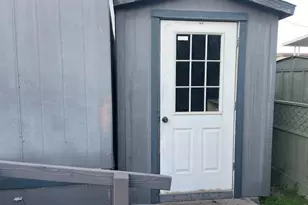 20 Russell Rd 64, Salinas, CA 93906 - Photo 5