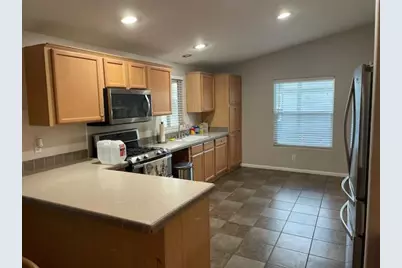 20 Russell Rd 64, Salinas, CA 93906 - Photo 9