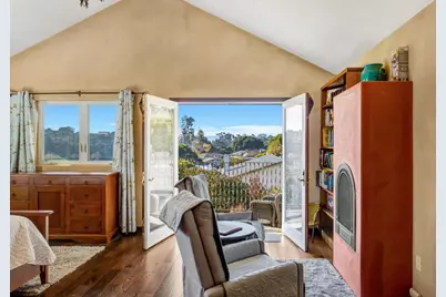 810 Altura Pl, Del Rey Oaks, CA 93940 - Photo 21