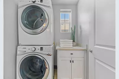 1810 Hillebrant Pl, Santa Clara, CA 95050 - Photo 17