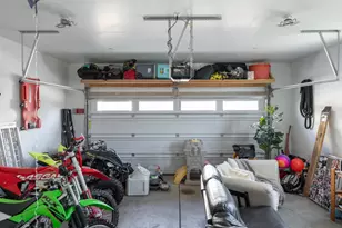 1000 Bridget Cir, Hollister, CA 95023 - Photo 29