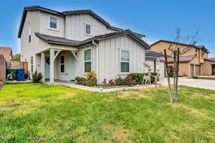 1672 Thistle Ln, Los Banos, CA 93635 - Photo 1