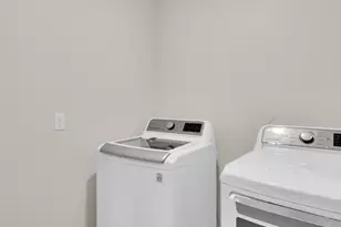 1672 Thistle Ln, Los Banos, CA 93635 - Photo 25