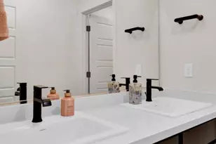 1672 Thistle Ln, Los Banos, CA 93635 - Photo 21