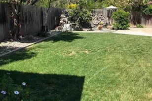 162 N Alamo Dr, Vacaville, CA 95688 - Photo 17