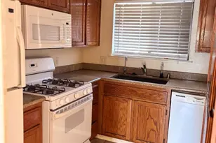 110 W Rossi St 2, Salinas, CA 93901 - Photo 9