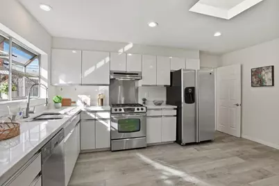 1079 Annapolis Dr, San Mateo, CA 94403 - Photo 13