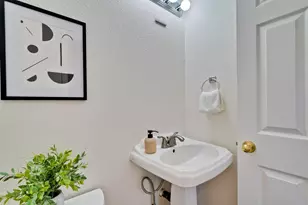 827 Creekside Pl, Santa Clara, CA 95051 - Photo 17