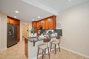 7704 Galloway Dr, San Jose, CA 95135 - Photo 11