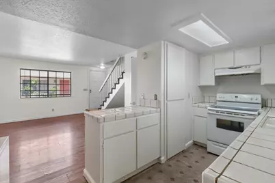 384 S 11th St, San Jose, CA 95112 - Photo 11