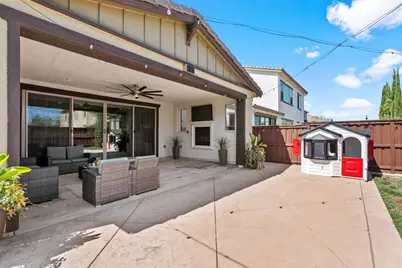 1737 Cranbrook Ct, Lathrop, CA 95330 - Photo 7