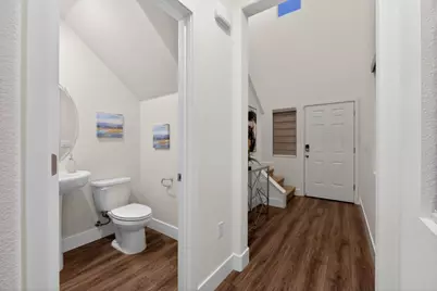 121 Mountaintop Ave, Hayward, CA 94544 - Photo 17