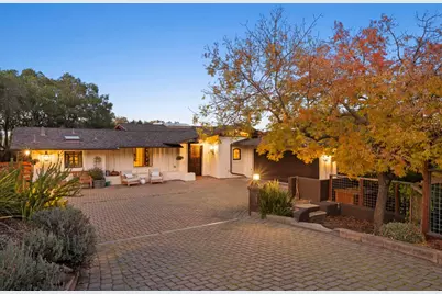 707 Vista Dr, Redwood City, CA 94062 - Photo 1