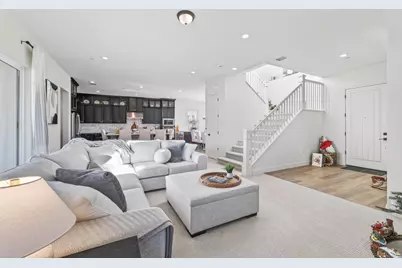 585 Santa Lucia Way, Marina, CA 93933 - Photo 3